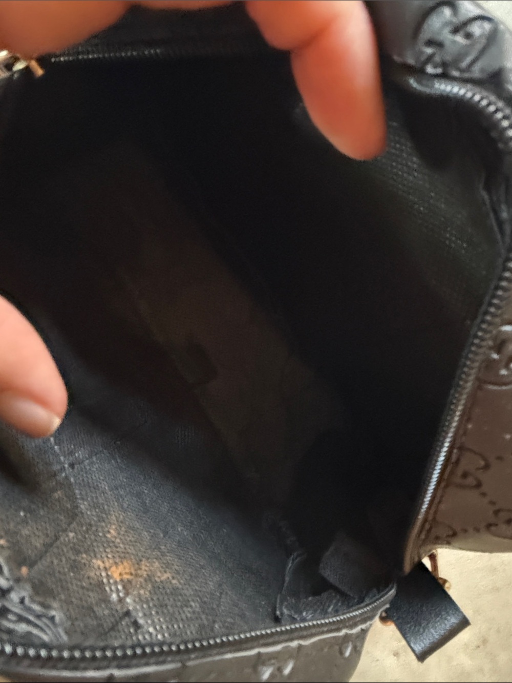 Fashion Black GG Monogram Crossbody with Red and Green Web - Picture 3 of 8
